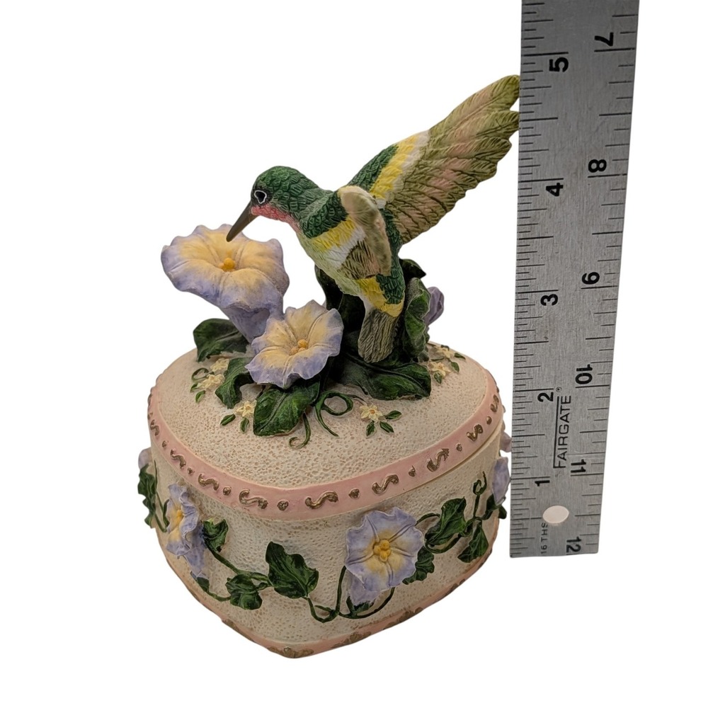 Heritage House Musical Trinket Heart Box Hummingbird Wind Beneath My Wing Works - Picture 10 of 10